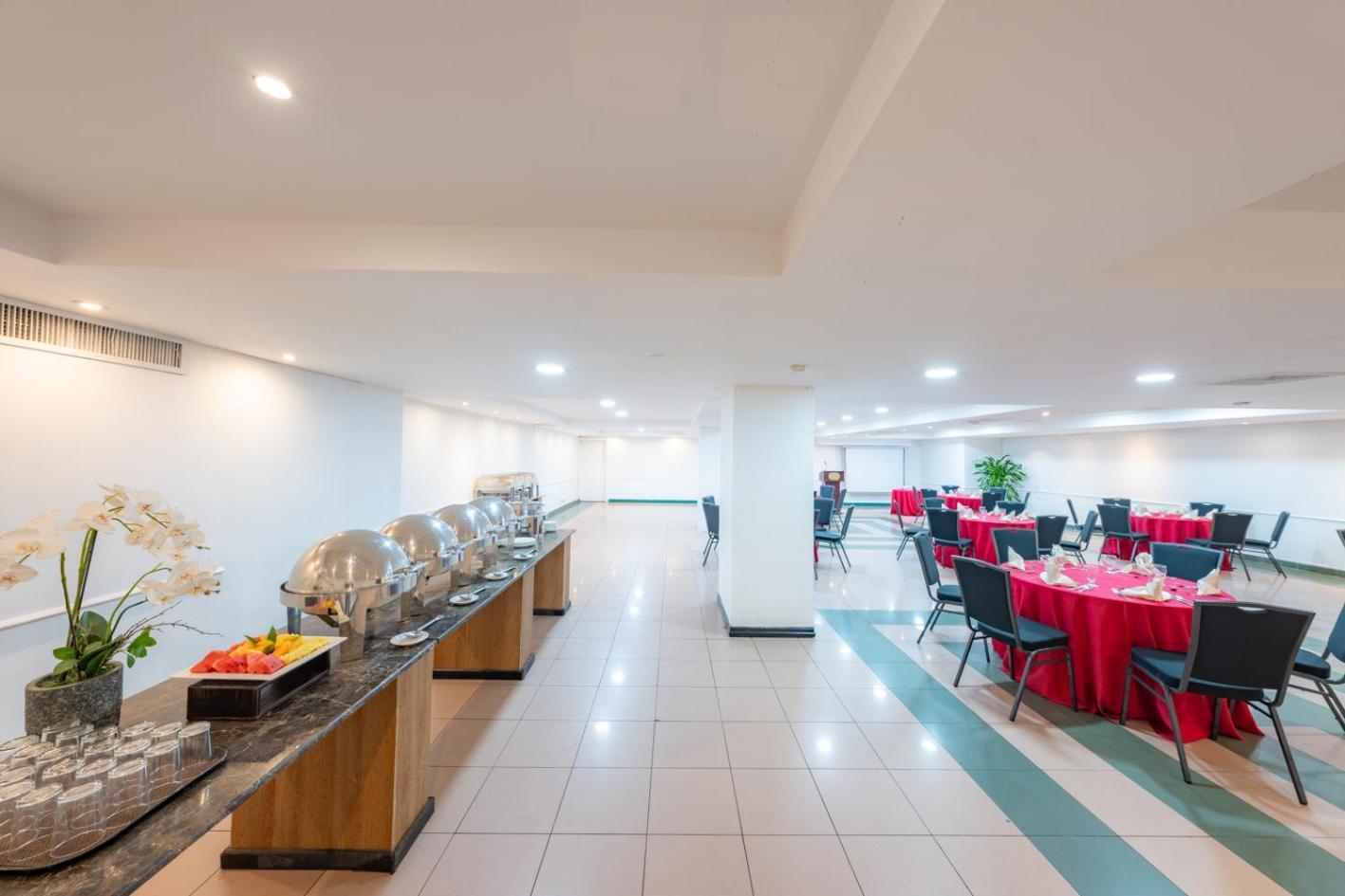 Hotel Faranda Express Soloy And Casino, A Member Of Radisson Individuals Panama  Extérieur photo